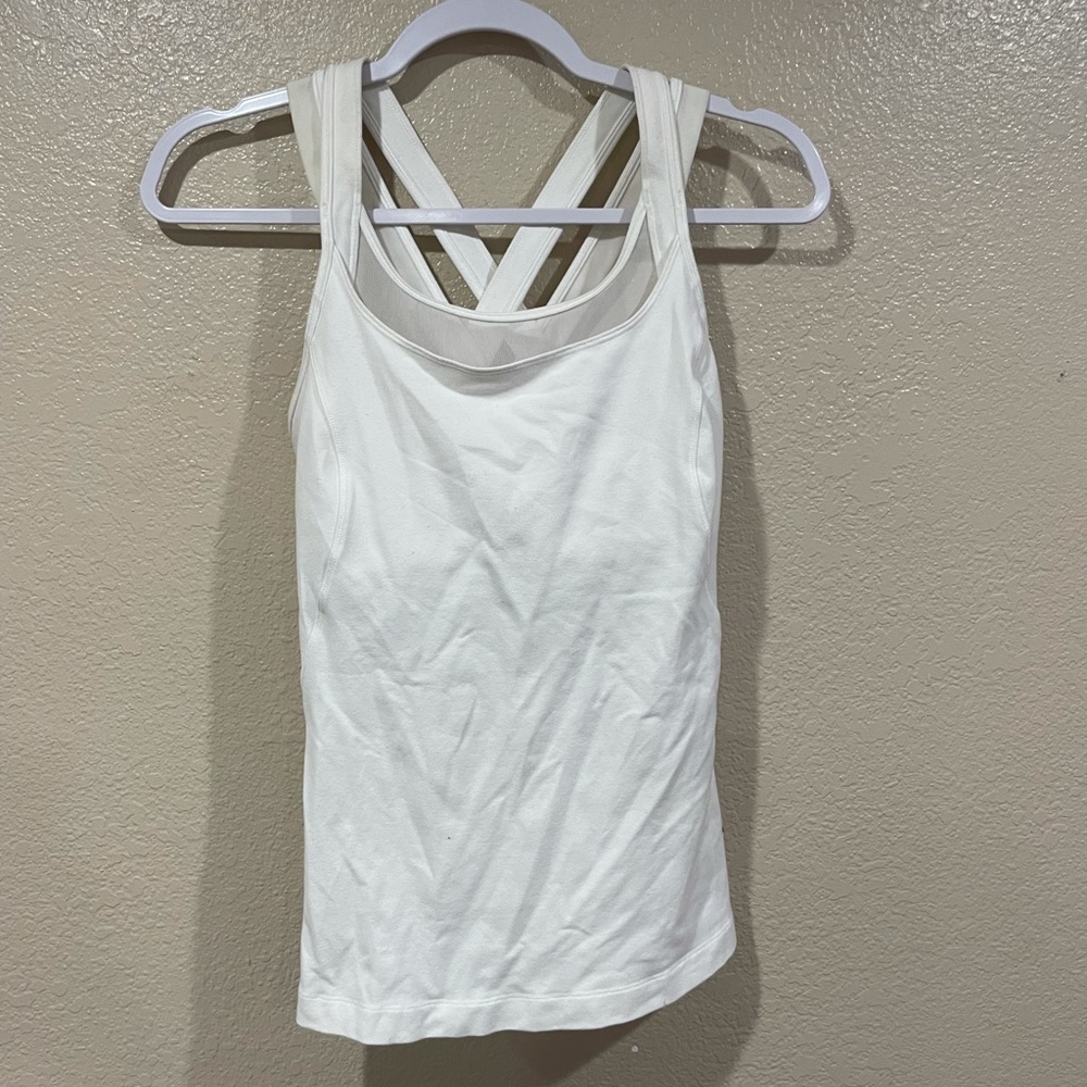 Lululemon tank